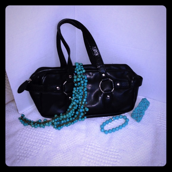 Black Purse 👜👝