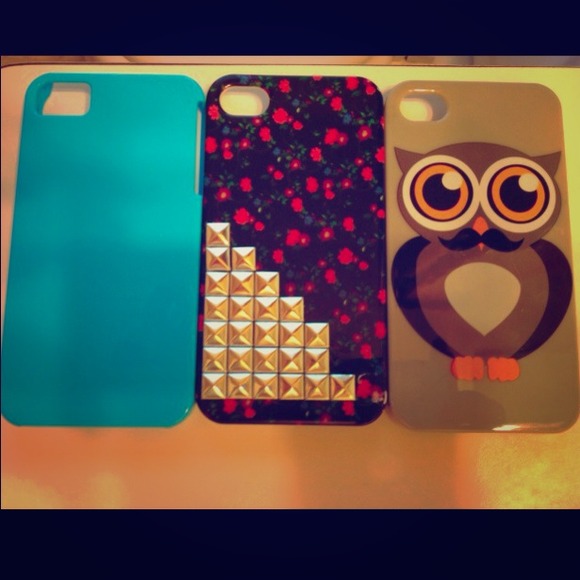 🔴SOLD🔴3 iPhone 4/4S Cases📱✨