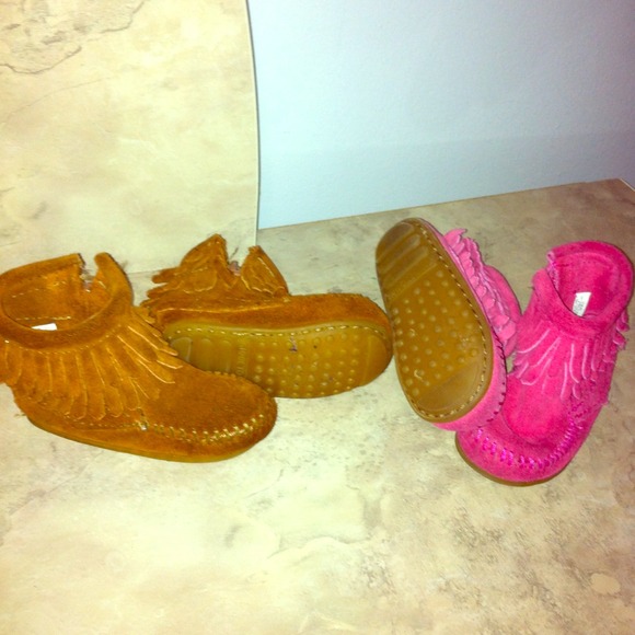 Minnetonka boots bundle!