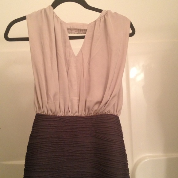 REDUCED!! Brand new chic fitted cocktail dress! - Picture 1 of 3
