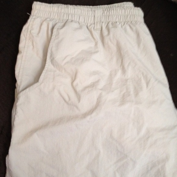 Columbia Shorts - Picture 2 of 4