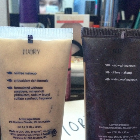 ✨Sold✨Large foundation bundle - Picture 3 of 4
