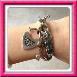 🌷Bundle for angel94🌷 JC bracelet & MAC perfume