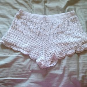 HM crochet shorts