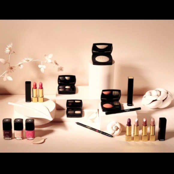 Make up:) - Picture 2 of 2