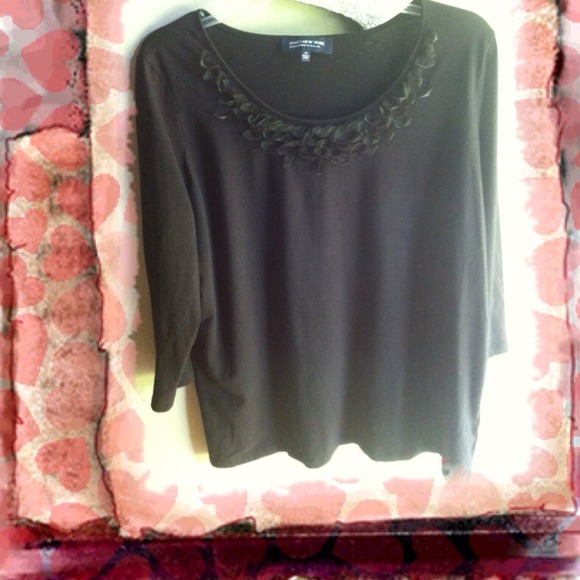 ❤ REDUCED ❤🌹. Awesome Black Top. 🌹