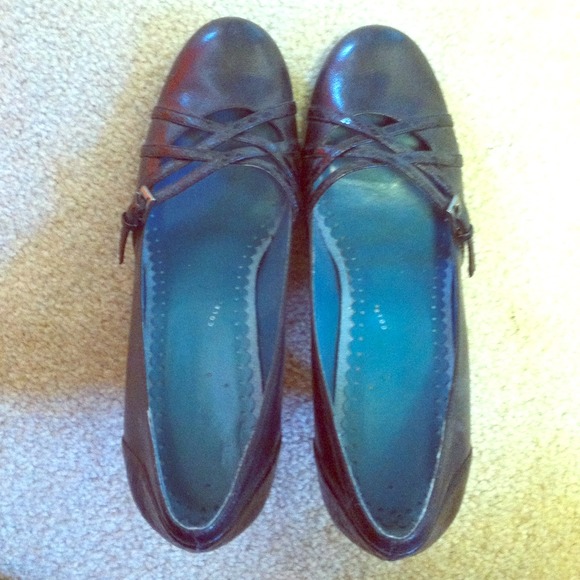 Kenneth Cole Reaction pumps