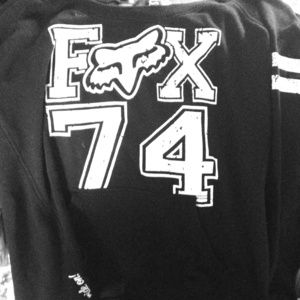 Female fox sweatshirt