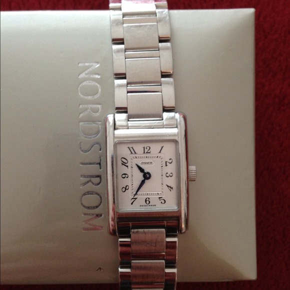 🌼 🌻Coach Sterling Silver Watch 🌻🌼