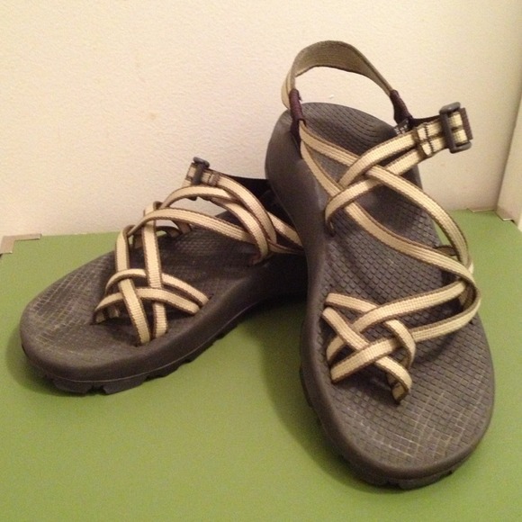Chaco sandals, sz 8