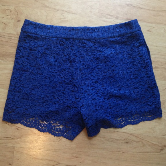 ❌Unavailable❌Cobalt blue high waisted lace shorts - Picture 3 of 4