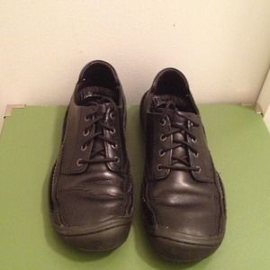 Black leather Keen Oxford