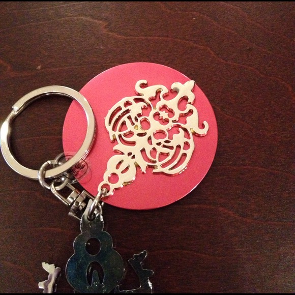 NWOT Keychain - Picture 3 of 3