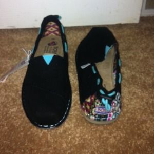Black/Turquoise Bobs