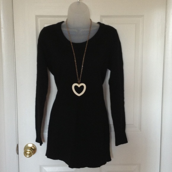 ❌❌Nice Sweater❌❌Sold