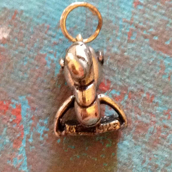 ✨925 sterling Silver charms, black cord bracelet ✨ - Picture 4 of 4