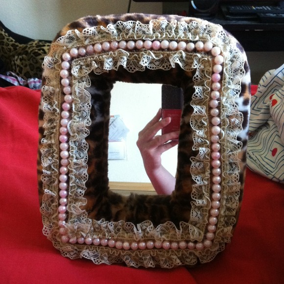💘Handmade lace pearl leopard mirror