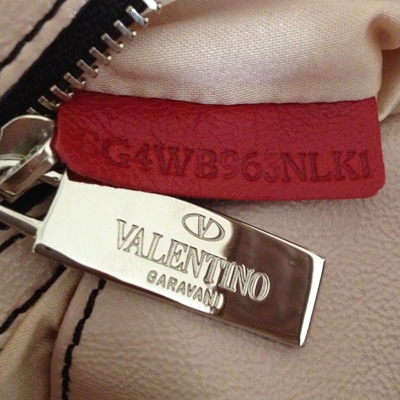 Additional Photos for Valentino Nuage Bag - Picture 3 of 4