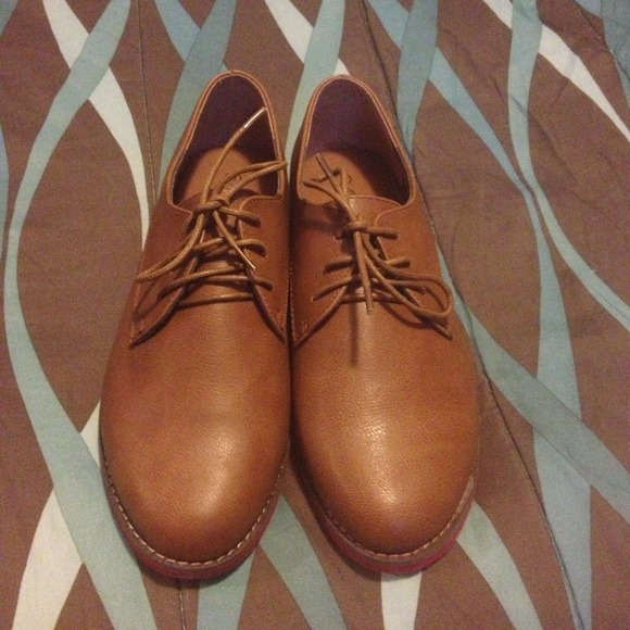 ⚠REDUCED⚠🌺NEW🌺 Oxford Style Shoes