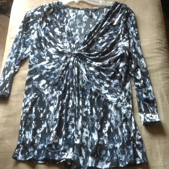 ***SOLD*** Long Sleeve Blue and Black Shirt