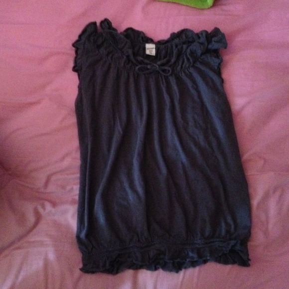 Gray Top With Ruffles