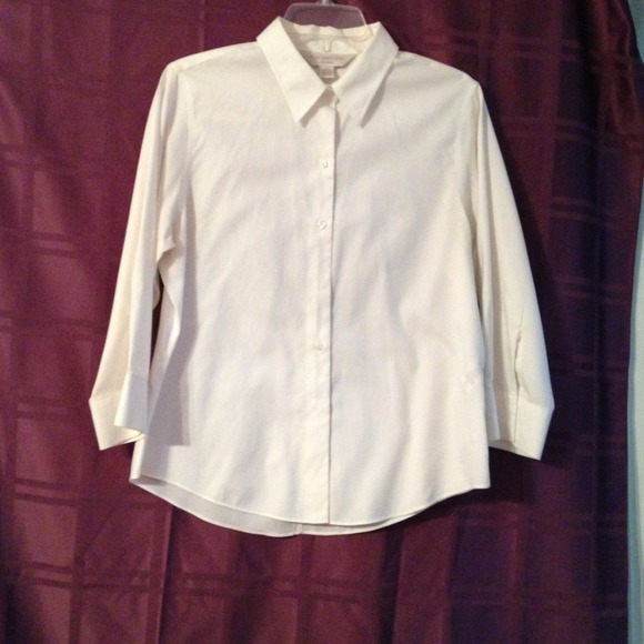 👚White Button Down👚