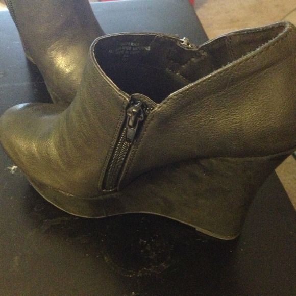 Ankle boot type wedge.🔥🔥