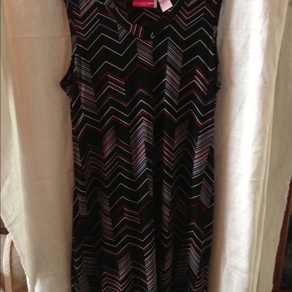 SOLD. Liz Lange Maternity Dress