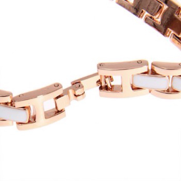 Rose gold and white wrap watch - Picture 3 of 4