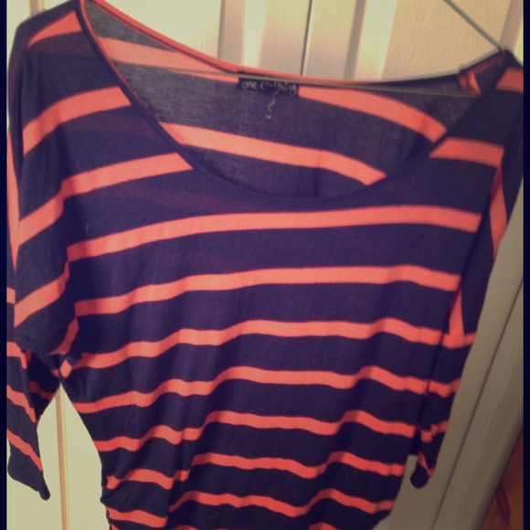 Quarter sleeve stripped shirt