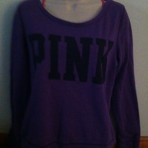 Vs pink pull over sweatshirt