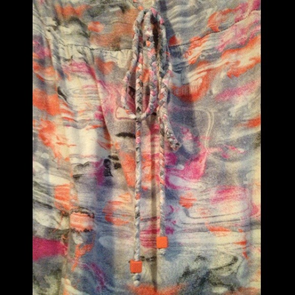 Roxy Halter - Picture 3 of 3