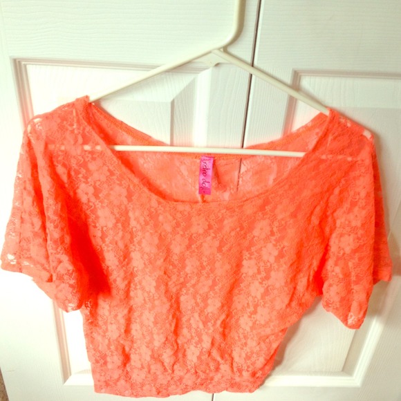 Lacey top