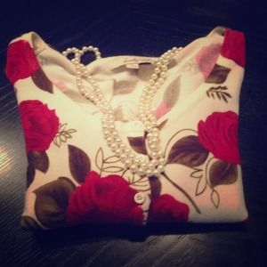 🚫SOLD🚫Rose print cardigan