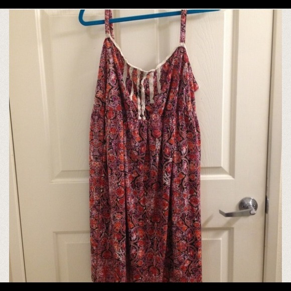 SOLD!!💕Cute lightweight spring dress