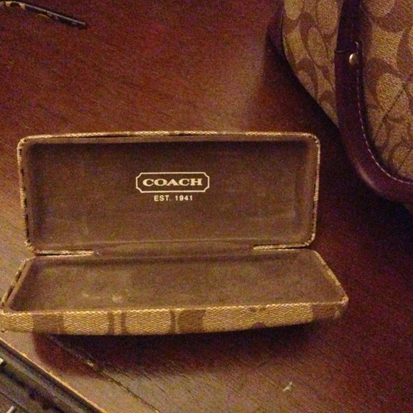 Eye glasses case
