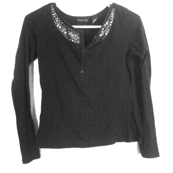 ❌DONATED❌Long sleeve black top