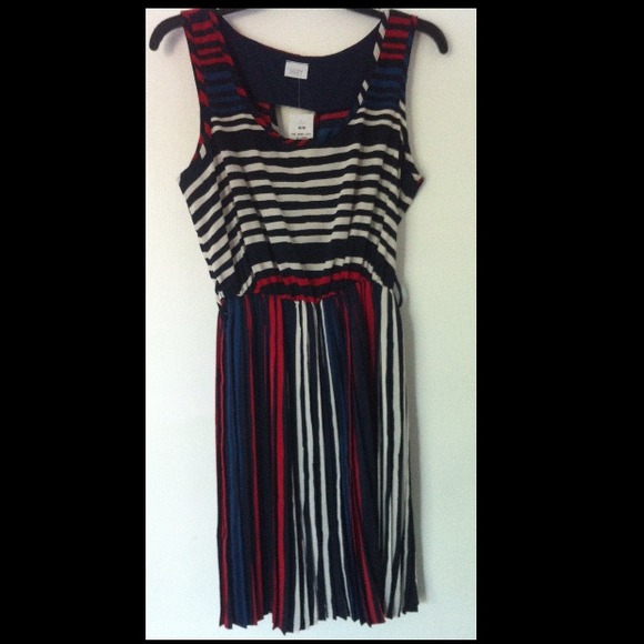 Bundle New multi Dress & gray top
