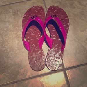 💢SOLD💢 Tory Burch, NEW Thora Sandal in Fuschia