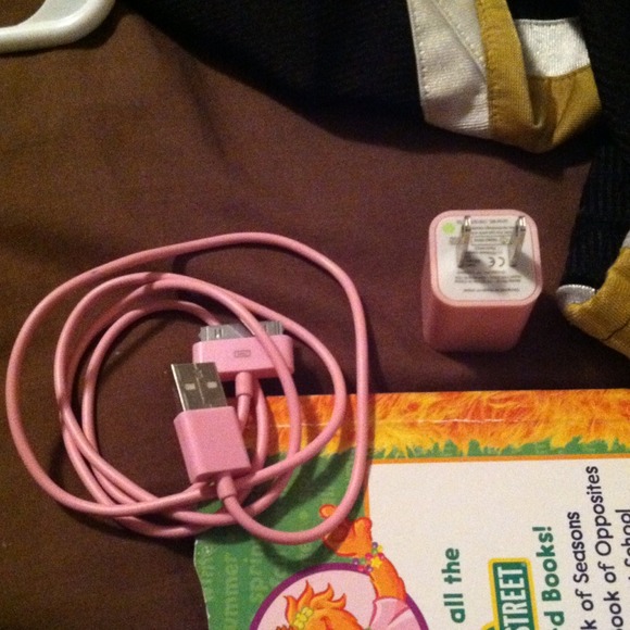 iPhone 4/4s charger