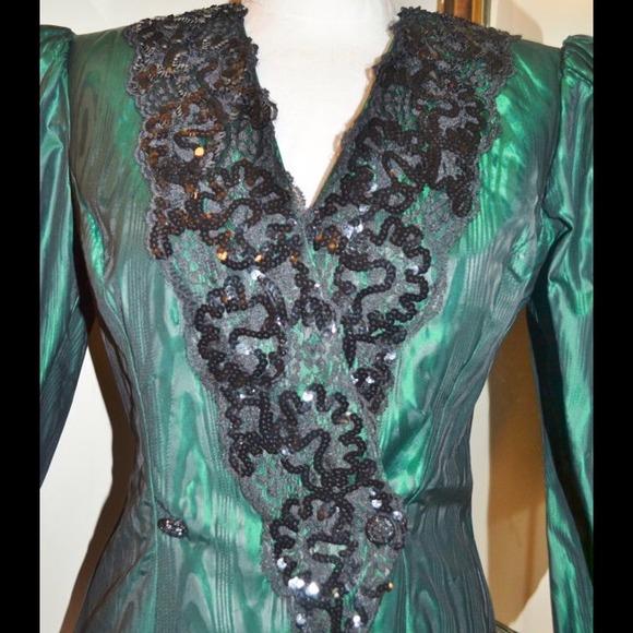 Designer Lap-front Blazer - Picture 2 of 4