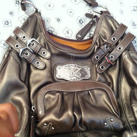 Kathy Van Zeeland Handbags - Kathy Van Zeeland Purse