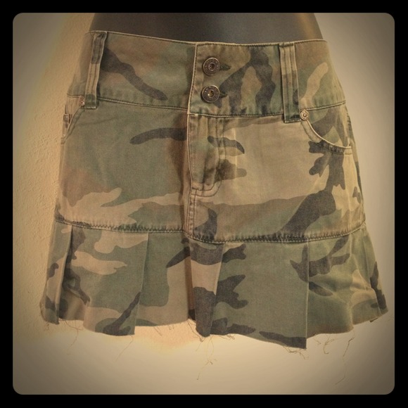 Reduced❗❗Camo print mini skirt!