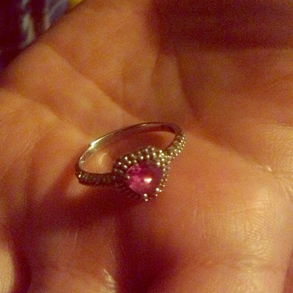 14k heart ring size 8💍⛔SOLD⛔ - Picture 1 of 3