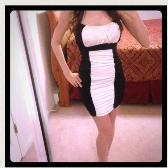 Black and White Strapless Satin Dress NWOT - Picture 2 of 4