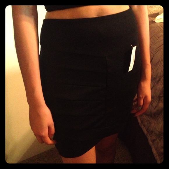 💢SOLD💢Black mini skirt