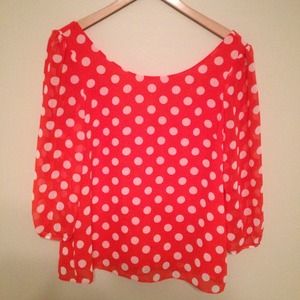 💜💜SOLD💜💜Flowy Dot Print Top w/Sheer Sleeves