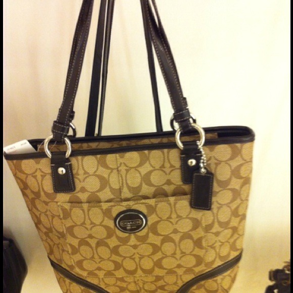 Coach Handbags - Coach handbag