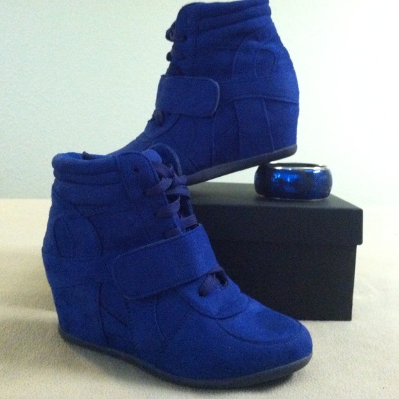 RESERVED for @aest13