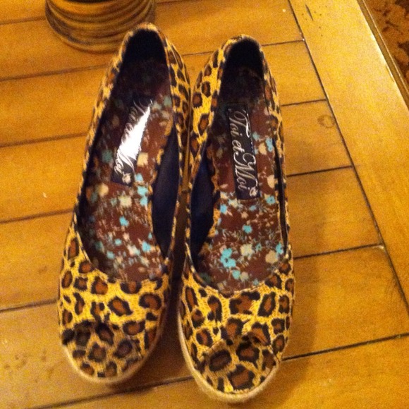 TRADED W/@loveroffashion - Picture 2 of 3